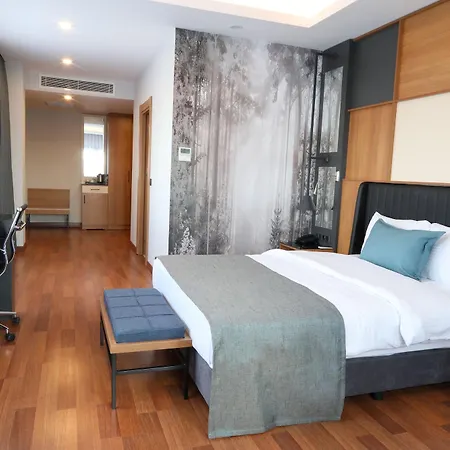 Expoist Hotel