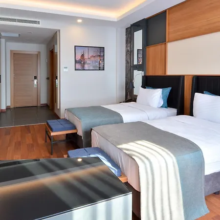 Expoist Hotel